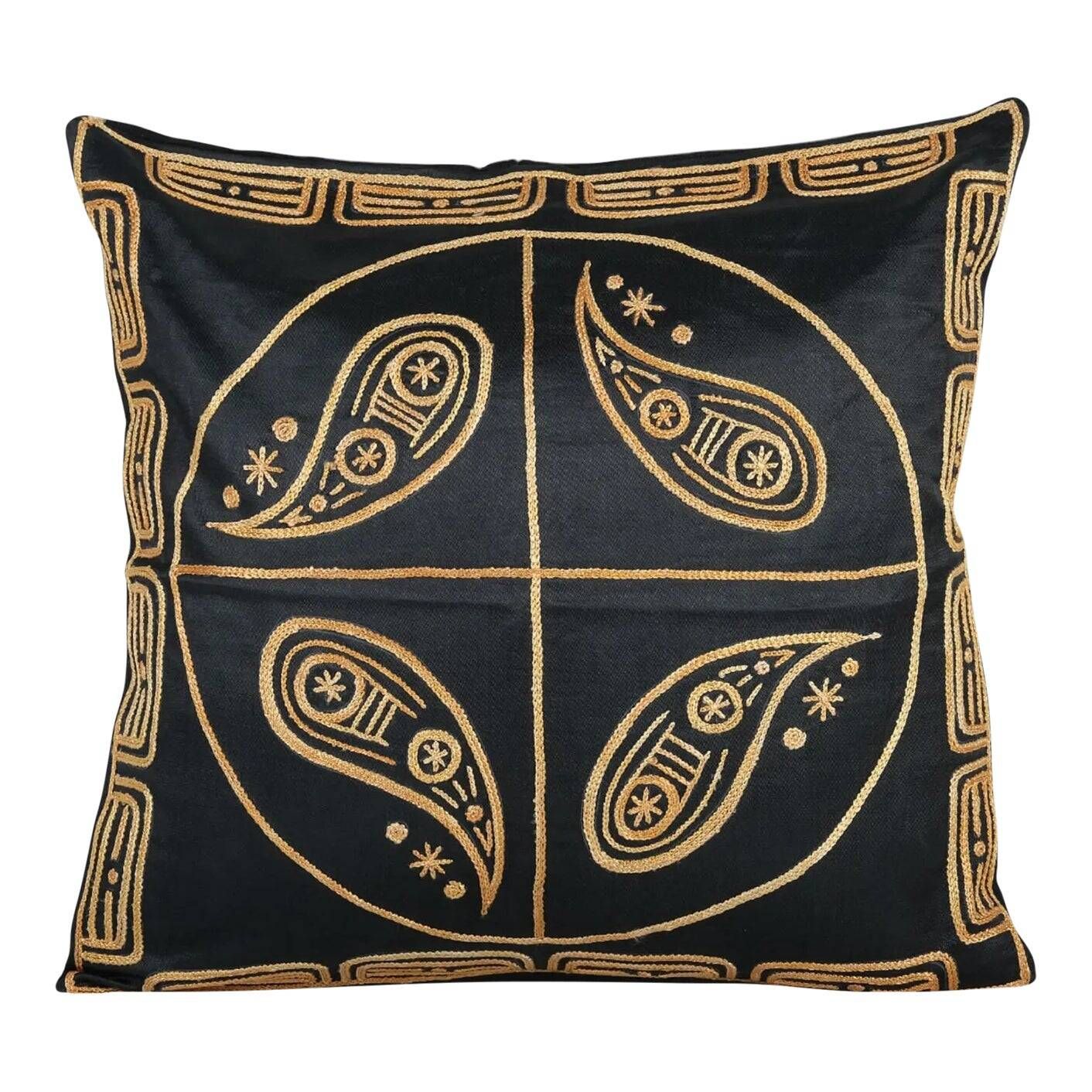 Vintage embroidered cushion cover 43x46 cm