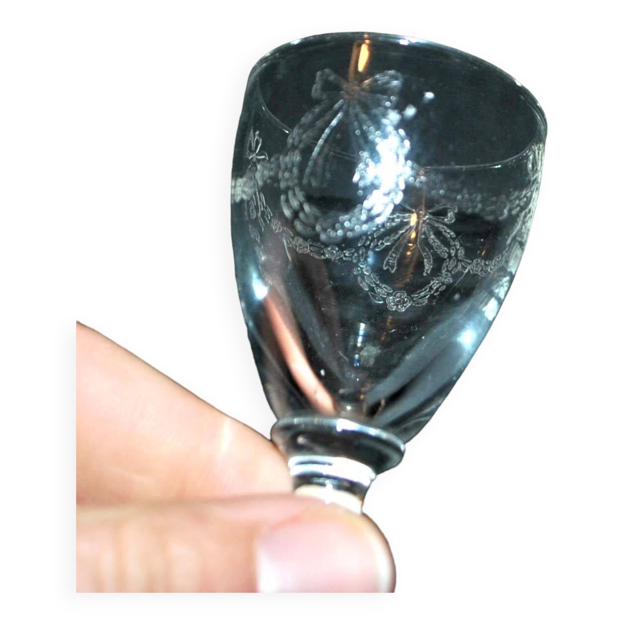 Set of 6 old acid-etched liqueur glasses - decoration of knots and garlands of flowers 1900