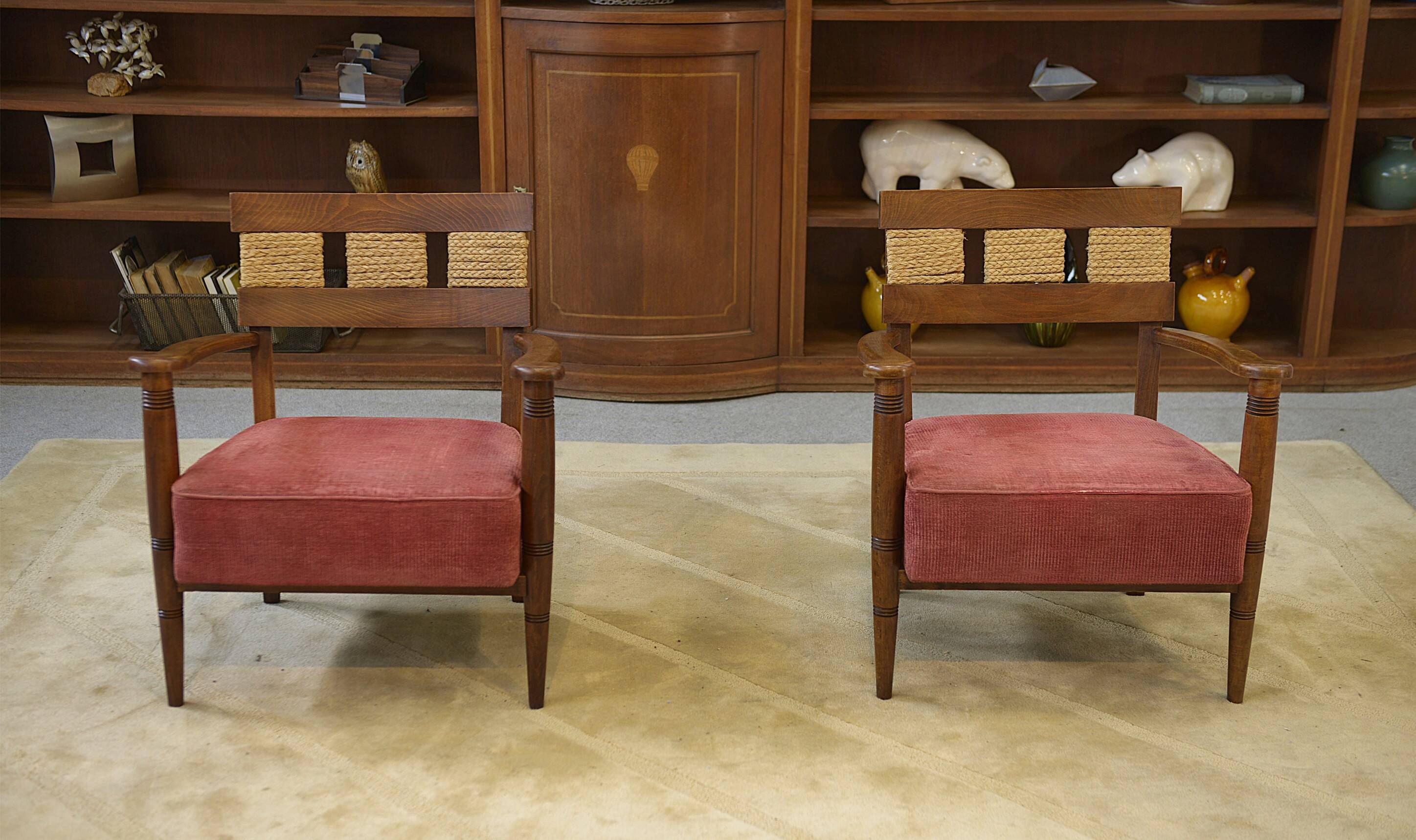 Brutalist pair of armchairs attributed to Audoux Minet, 1950s.