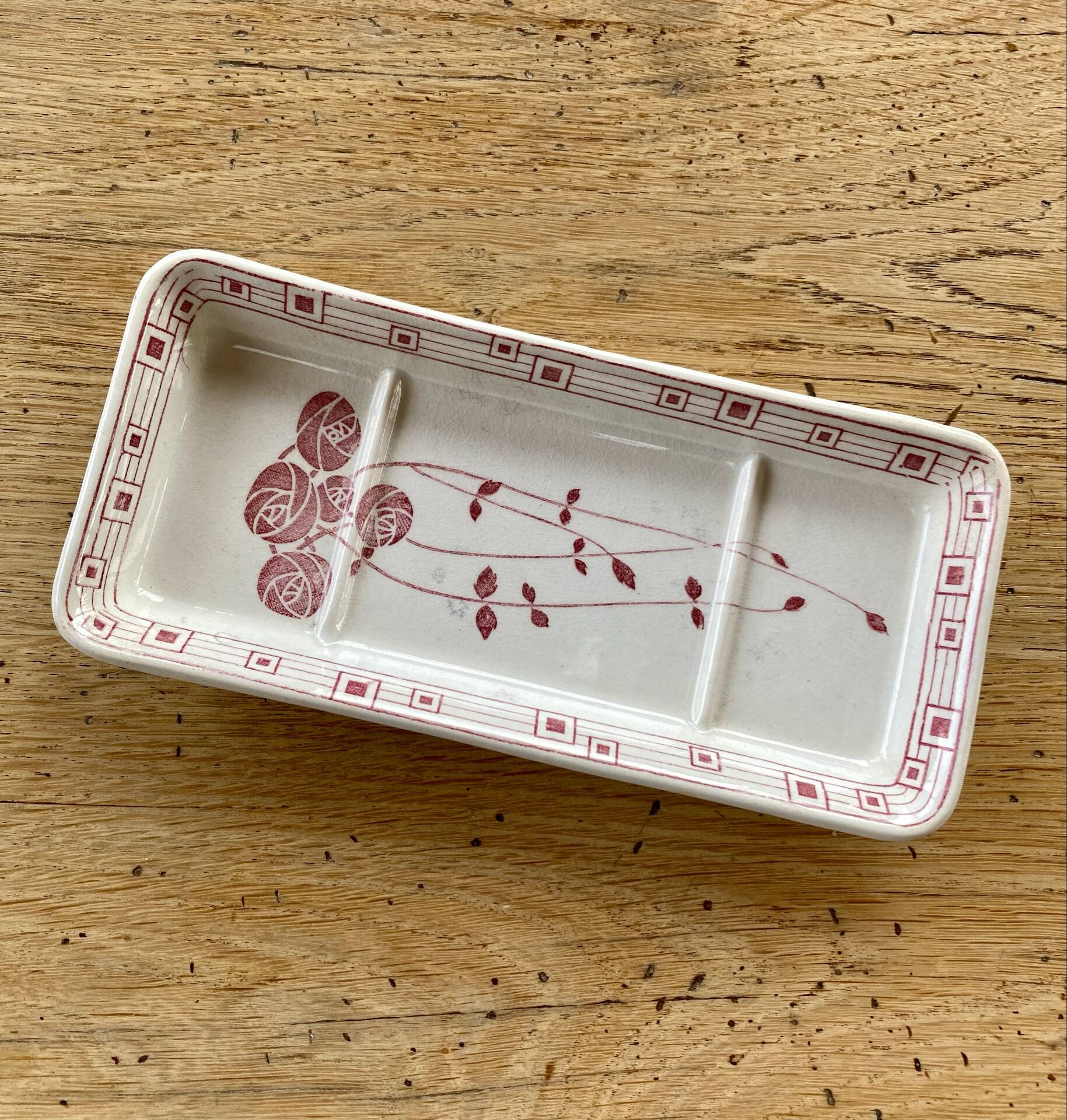 Soap dish Creil Montereau floral rose design