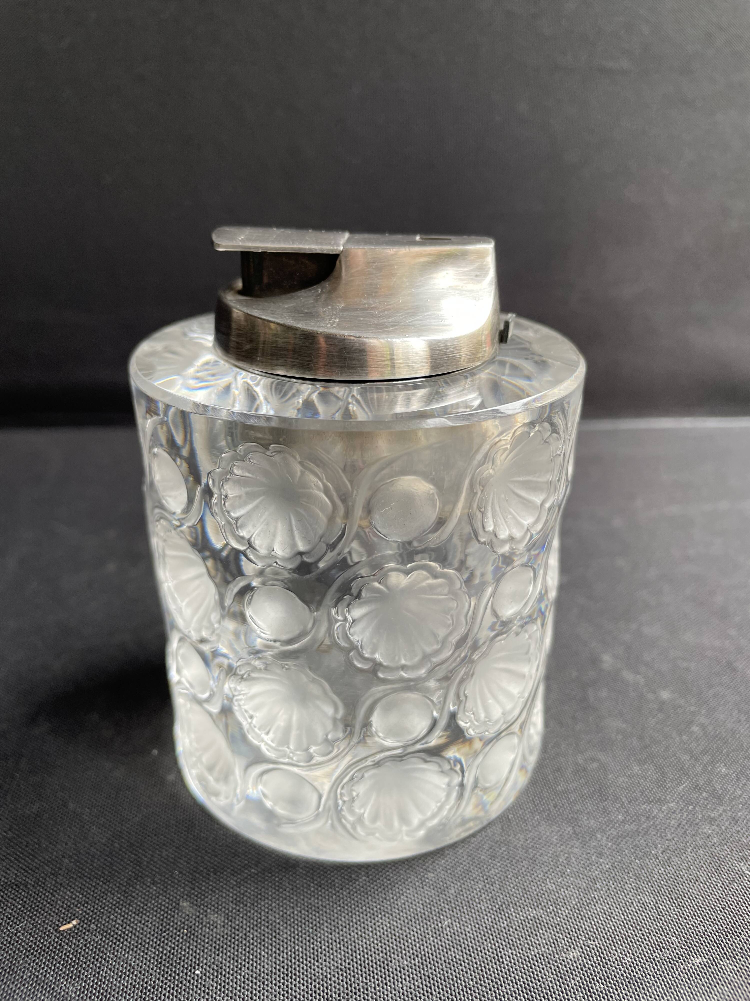 Lalique Tokyo model table lighter