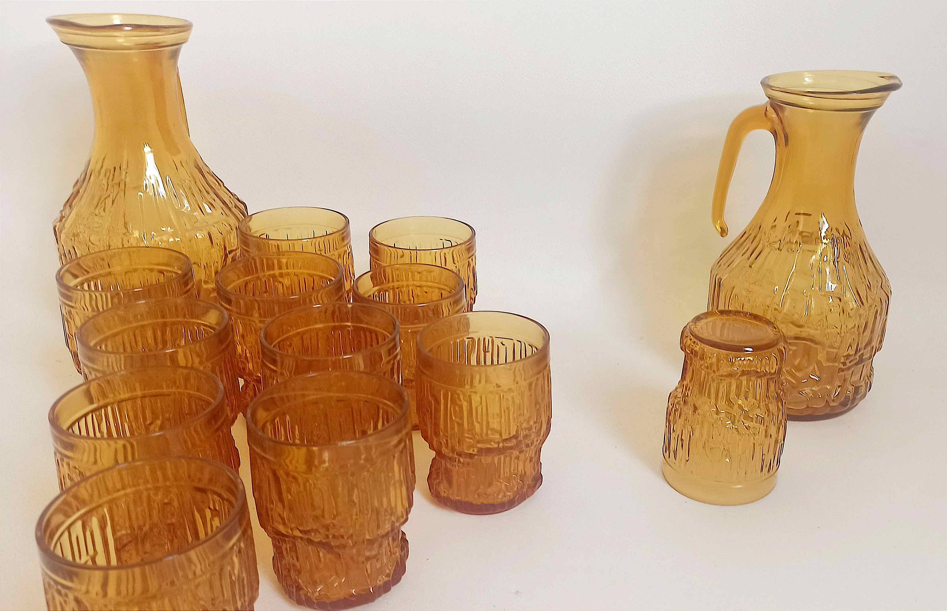 Orange juice set textured glass amber Empoli 2 decanters 12 glasses 70s