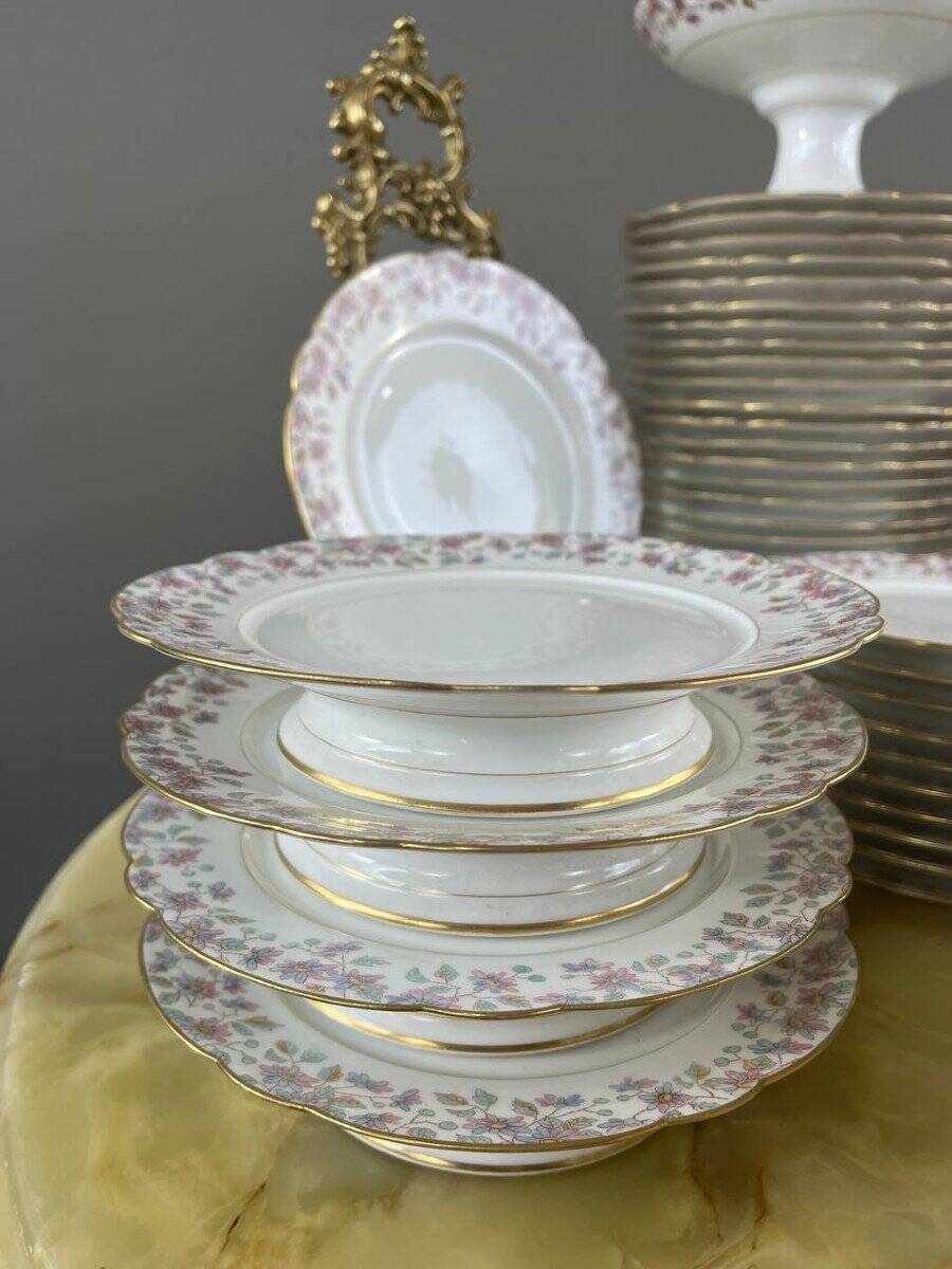 Pillivuyt & cie porcelain service 59 pieces, 19th century