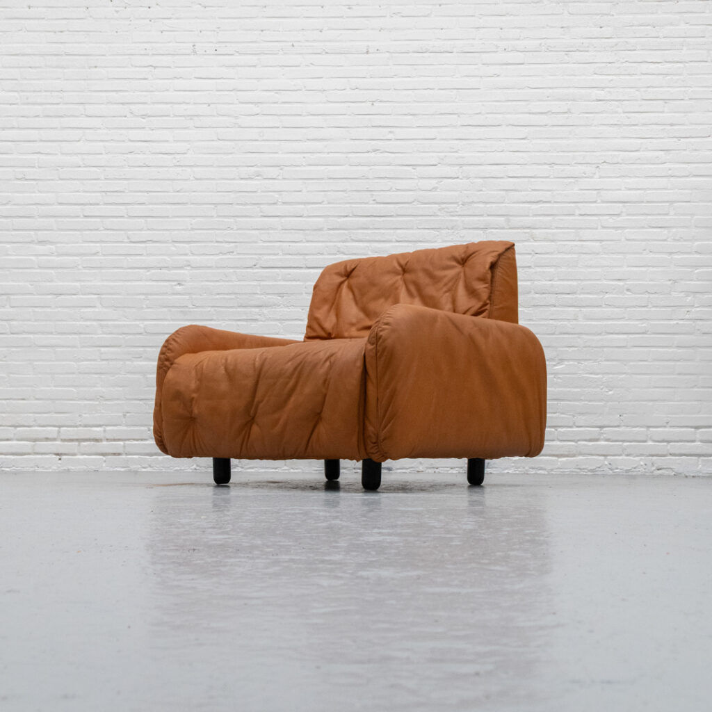 Italian Cognac Leather Bonacina Armchair 1970s