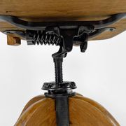 American swivel office armchair in oak, with leather seat, USA, Circa 1900