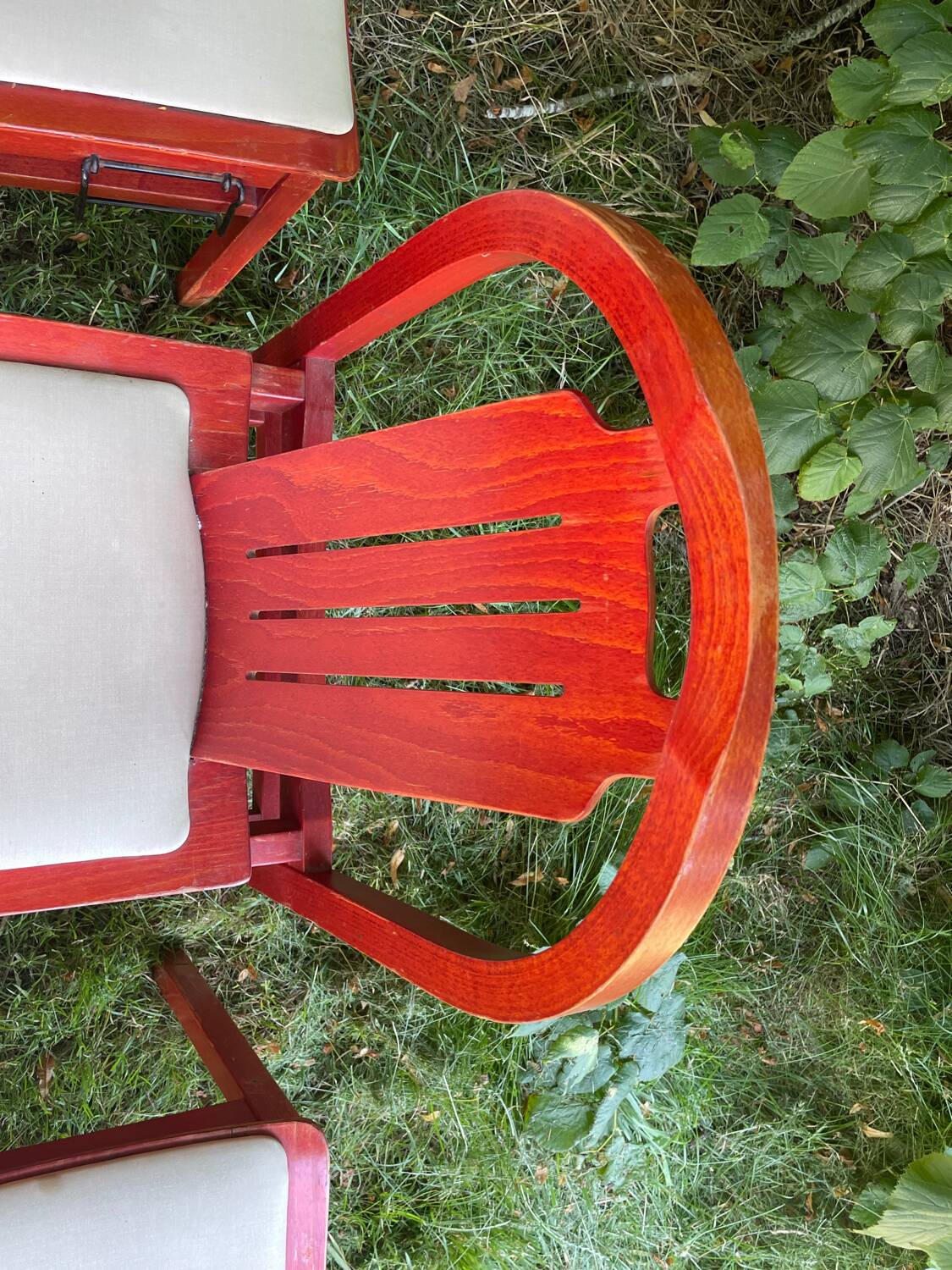 4 chaises bois rouge Baumann Argos