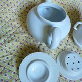 Cafetière salam en porcelaine blanche numéroté