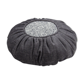 Grey ruffled cushion