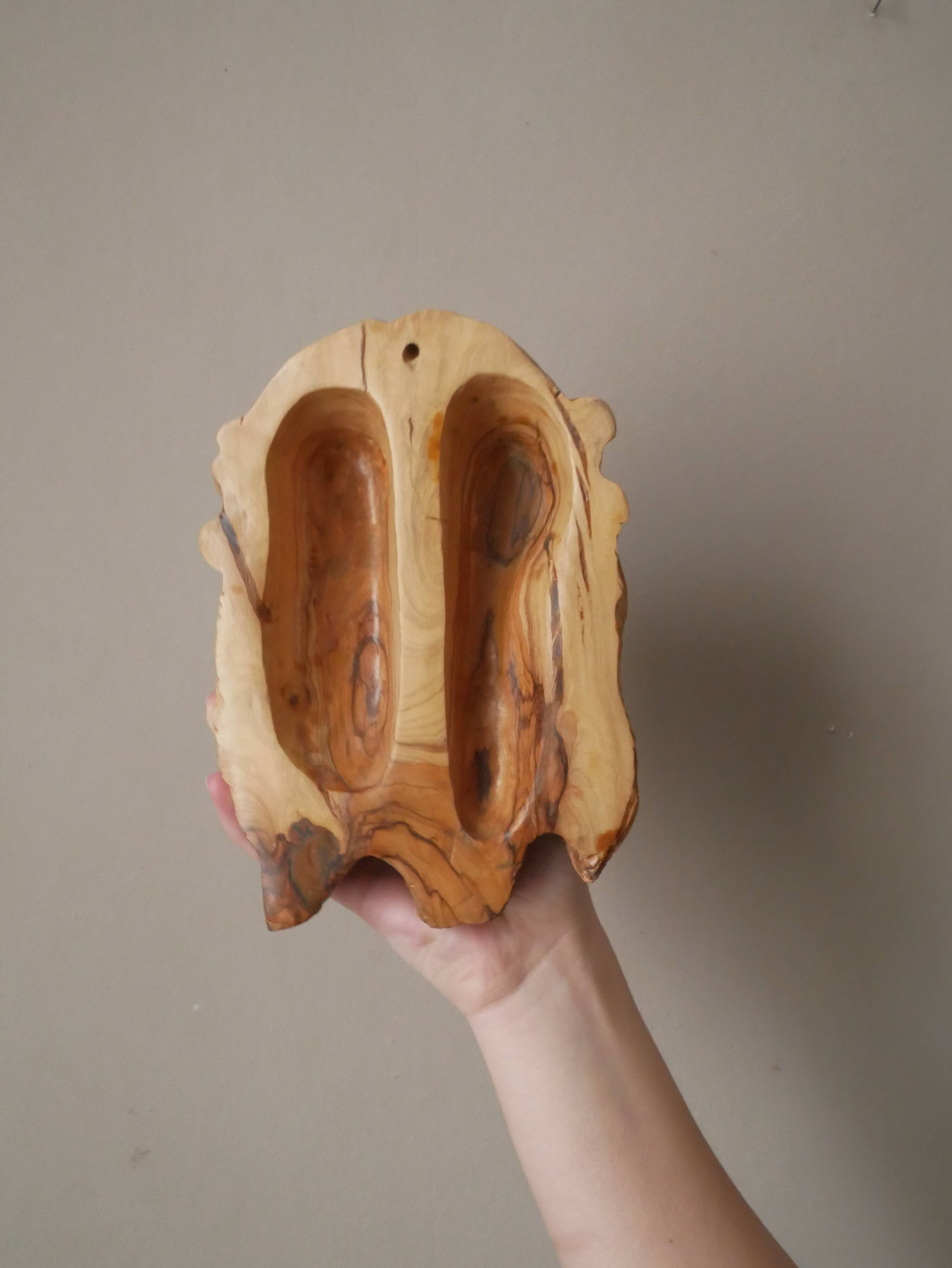 Christ in olive wood sculpture head face handcrafted decoration religious campaign