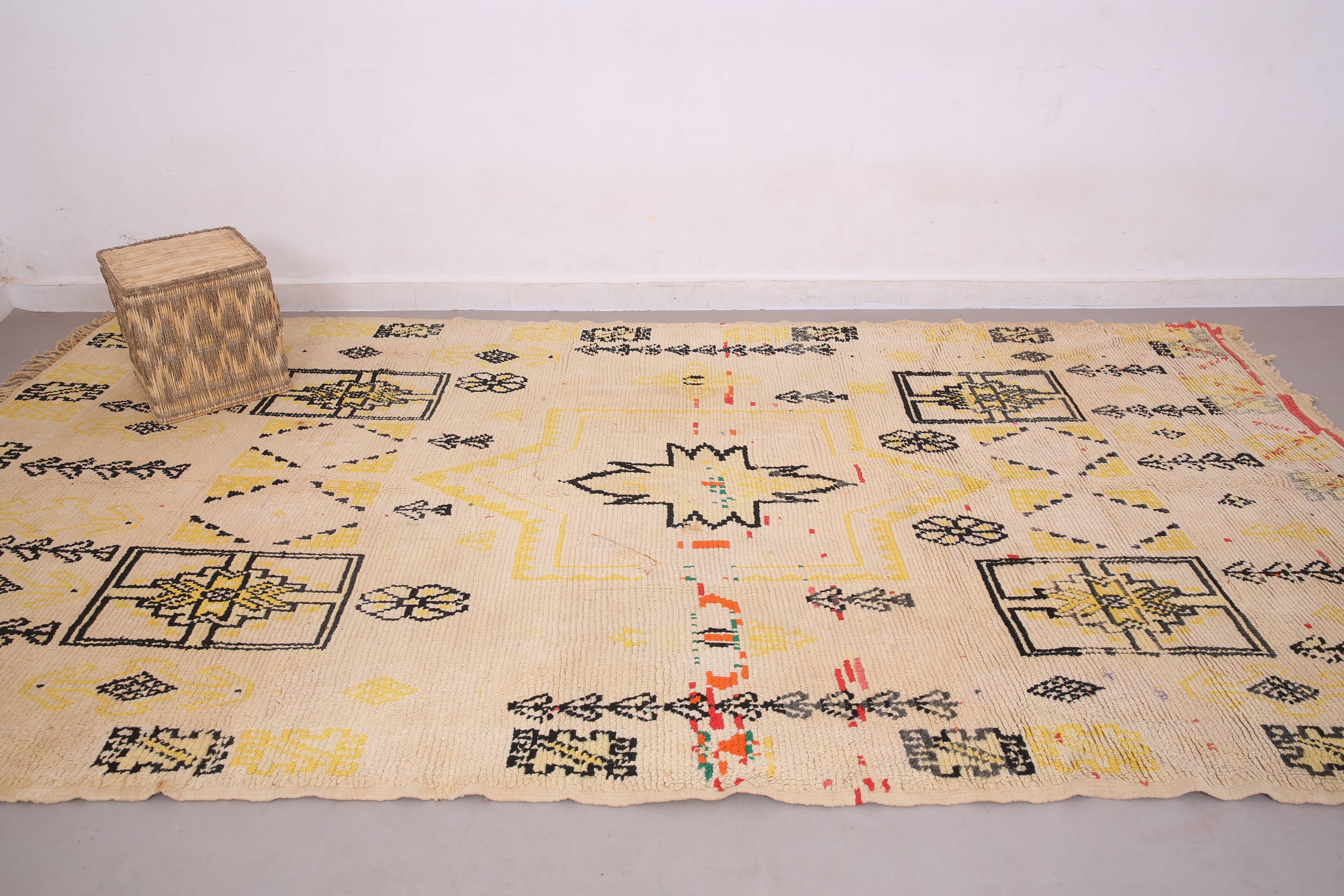 Beige Vintage Moroccan Rug 199 x 376 cm - Berber Wool Rug Handmade