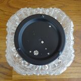 Square ceiling light in transparanting chiseled glass