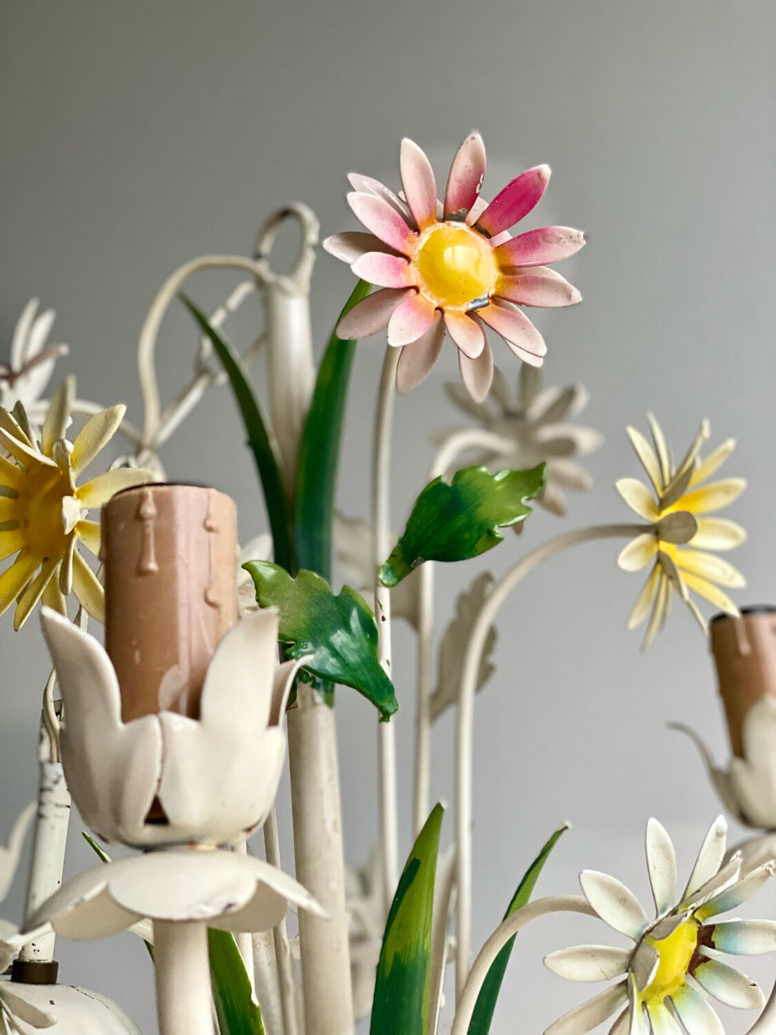 Daisy chandelier in sheet metal