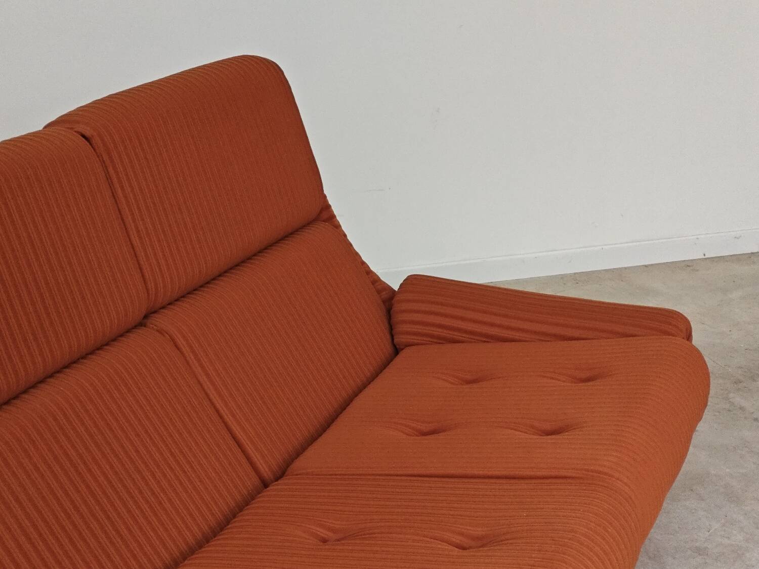 Complete orange salon JITONA in Atlantis Space Age style from the 1970s.