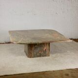 Coffee table in green marble and coral