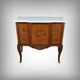 Commode sauteuse en marqueterie, style Transition Louis XV - Louis XVI – milieu XXe