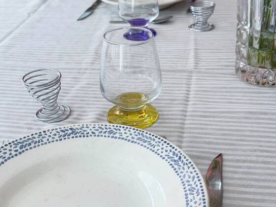 Set of 6 vintage blue and white speckled soup plates