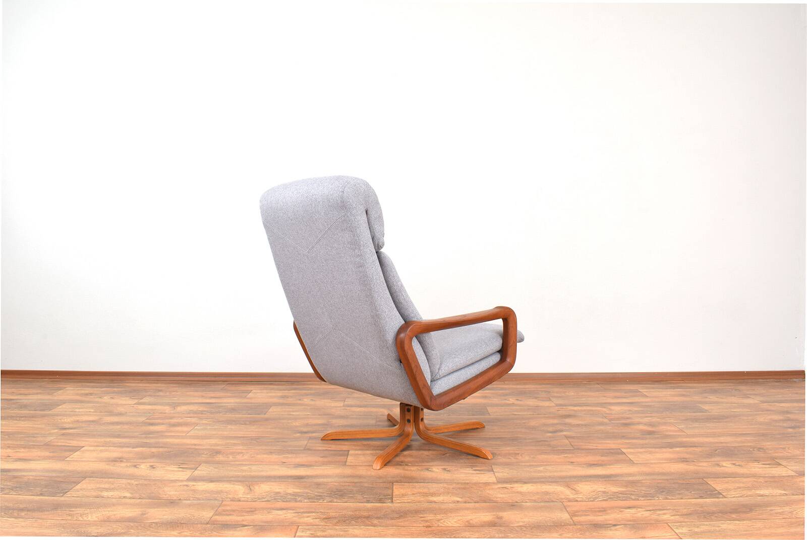 Mid-century Danish teak swivel office chair, 1960s.
