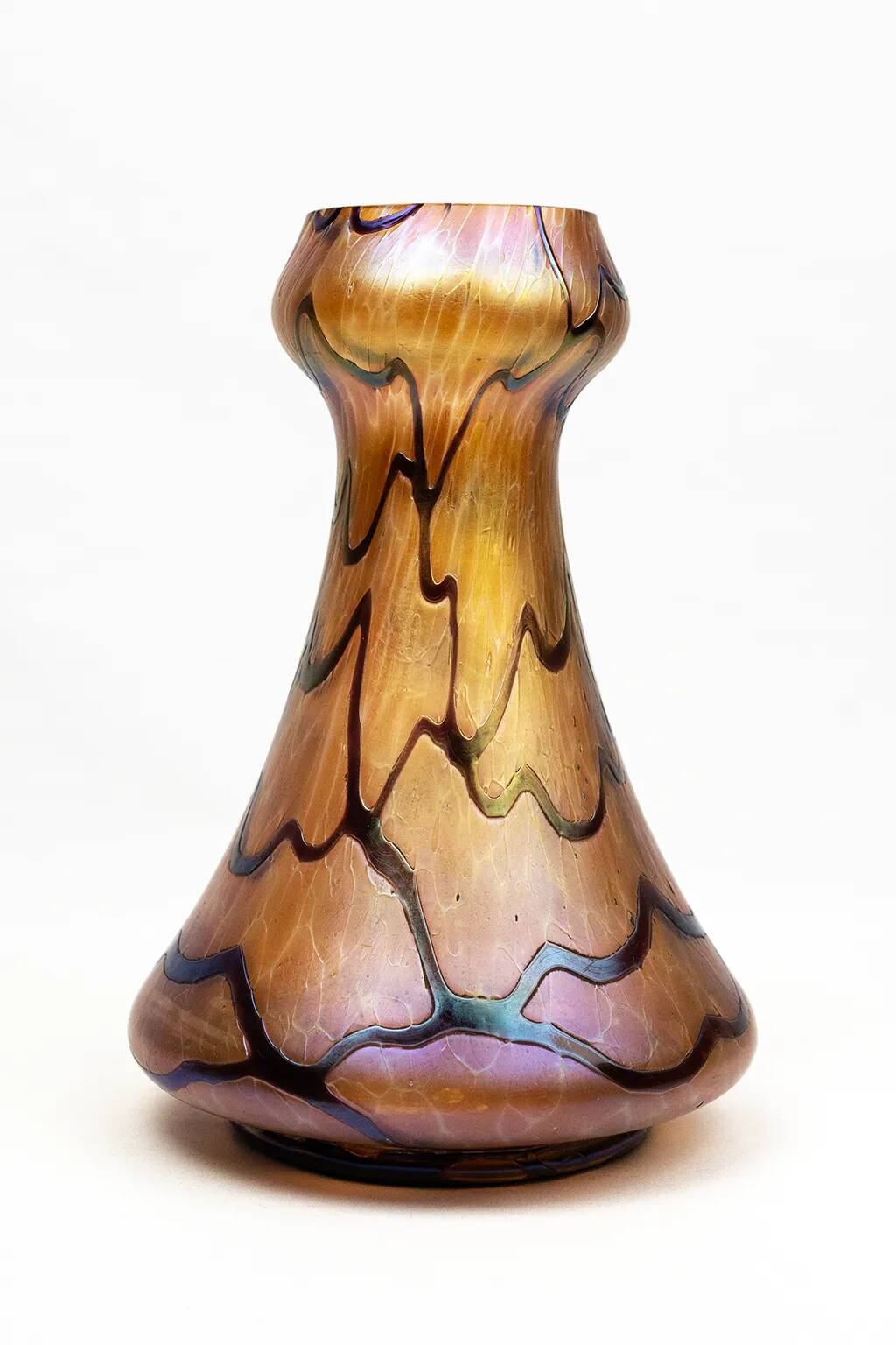 Pair of Art Nouveau iridescent glass vases – Pallme-König & Habel, circa 1900