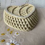 Set of 3 vintage beige heart-shaped woven porcelain nesting baskets