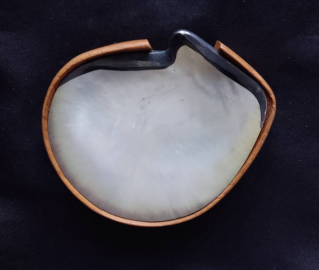 Caviar Dish Genuine Mother of Pearl Shell Knife & Teak Wood