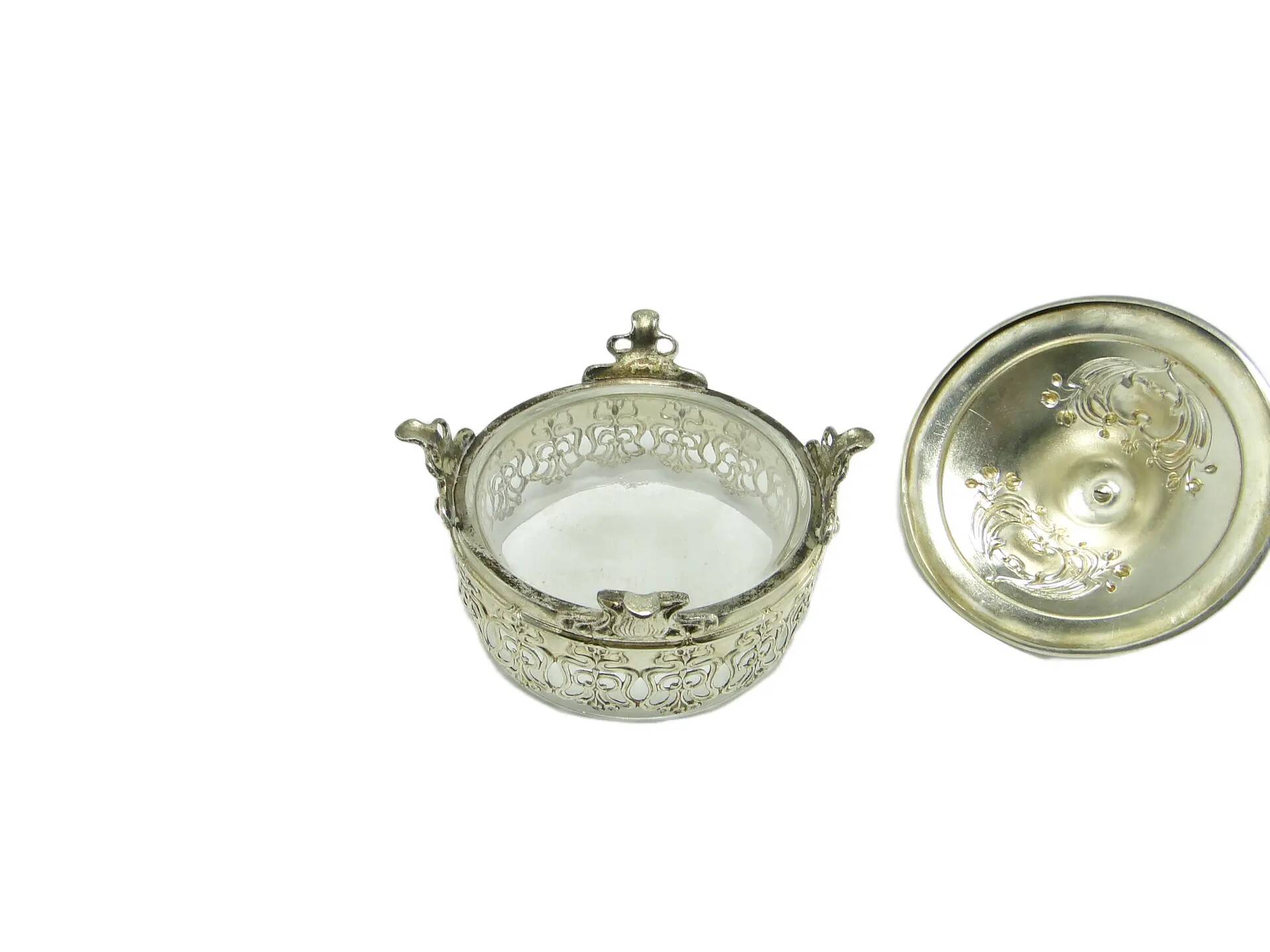 Bonbonnière, Art Nouveau, laiton argenté, Allemagne, début du 20e siècle