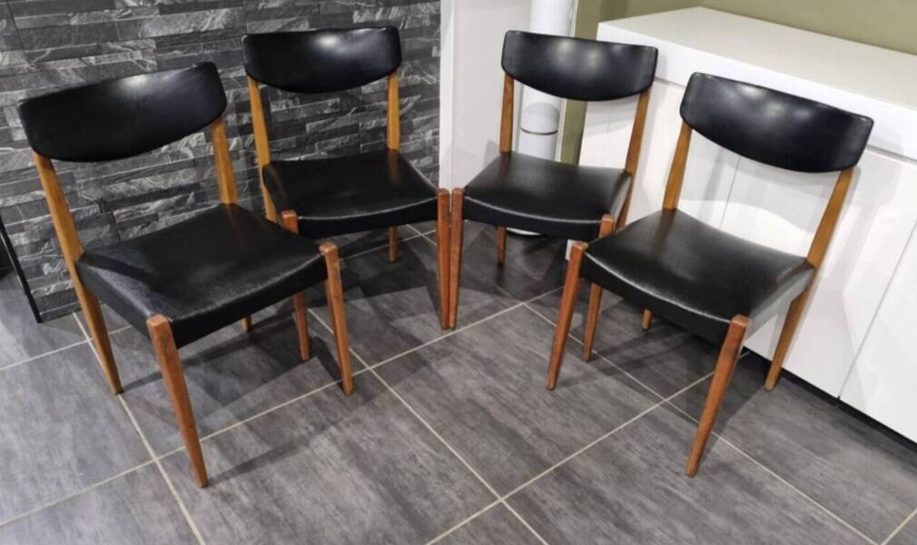 Set of 4 Scandinavian chairs, 1970s