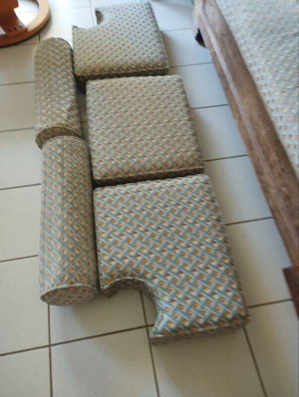 Canapé de repos d'époque restauration