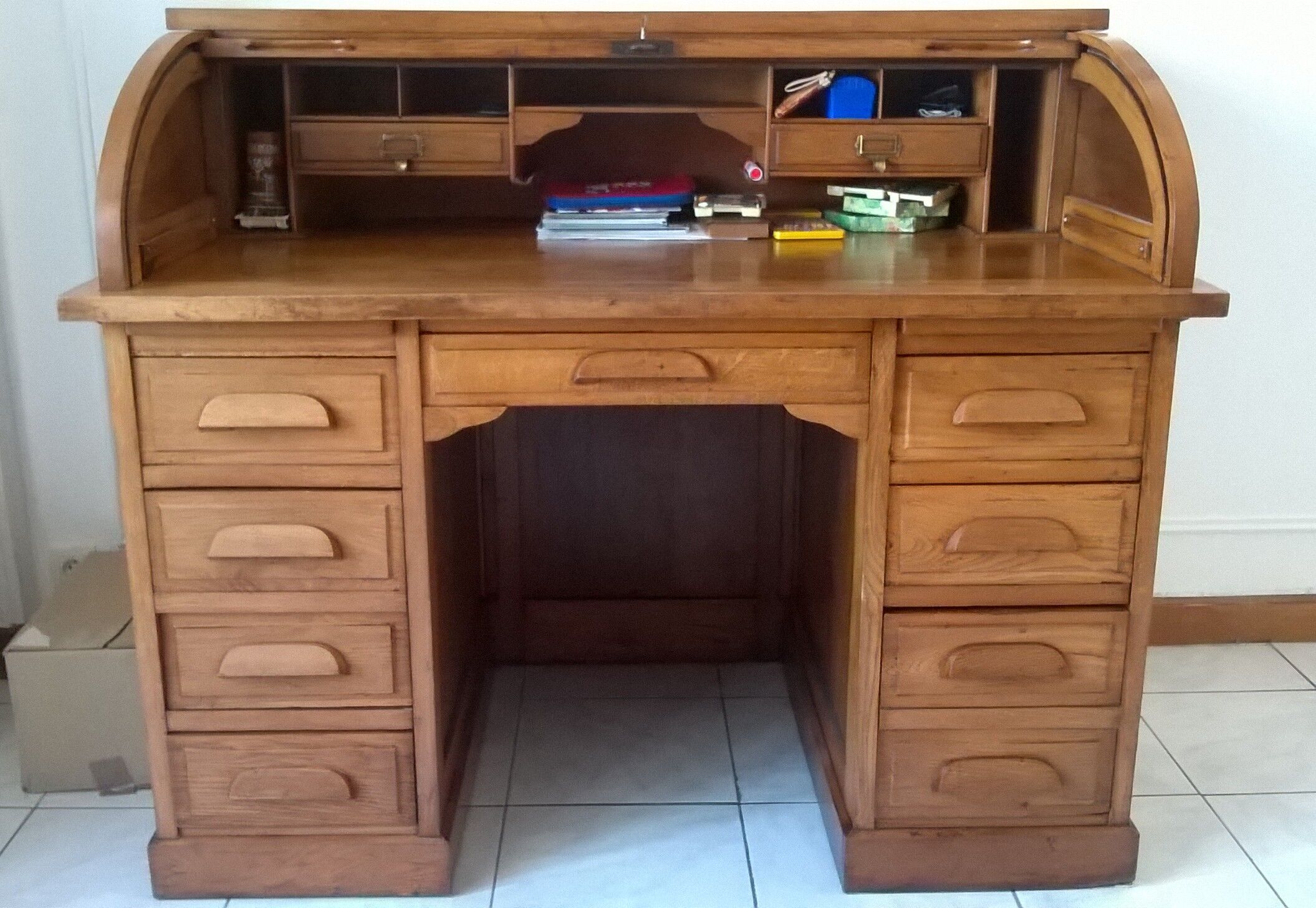 American desk with oak curtain