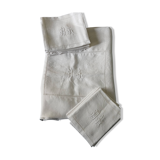 Nappe ancienne brodée et 12 serviettes