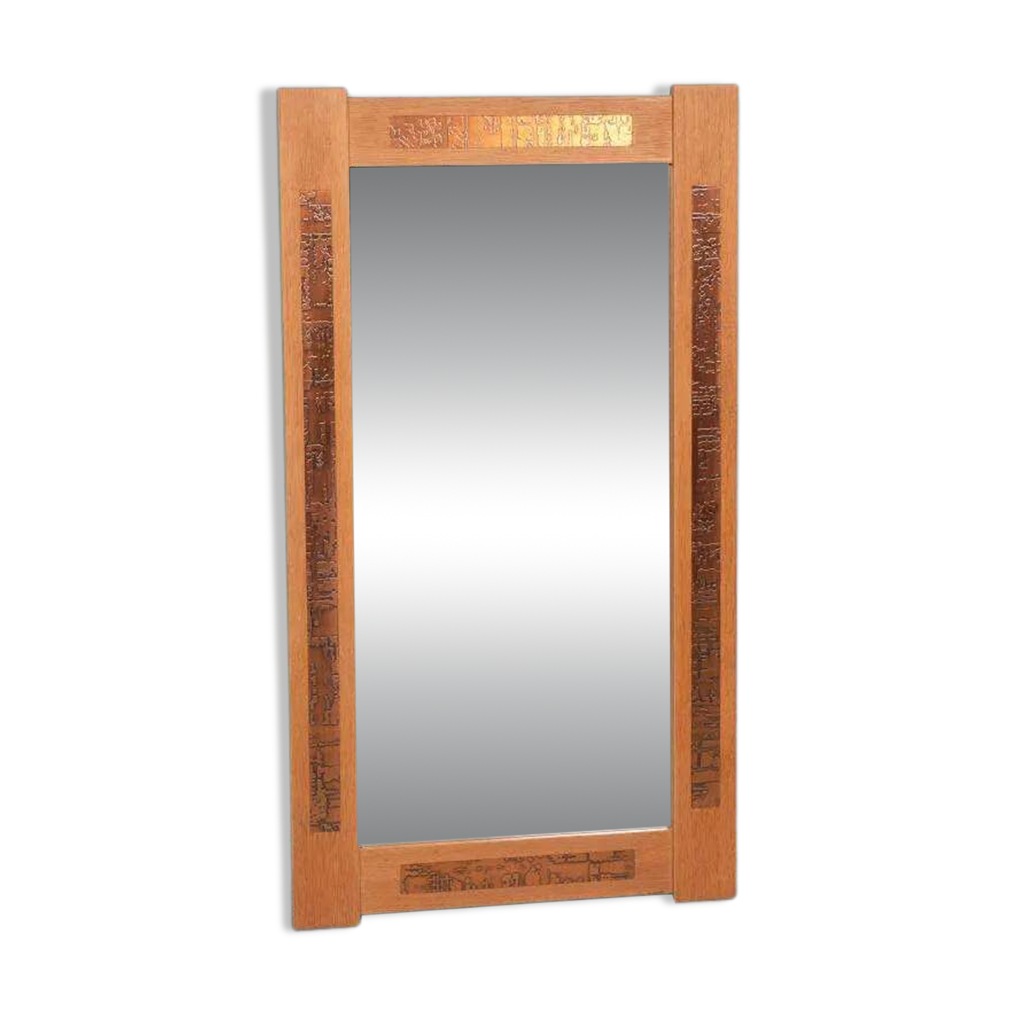 Vintage Danish wall mirror design from the 1960s in oak and stamped brass.