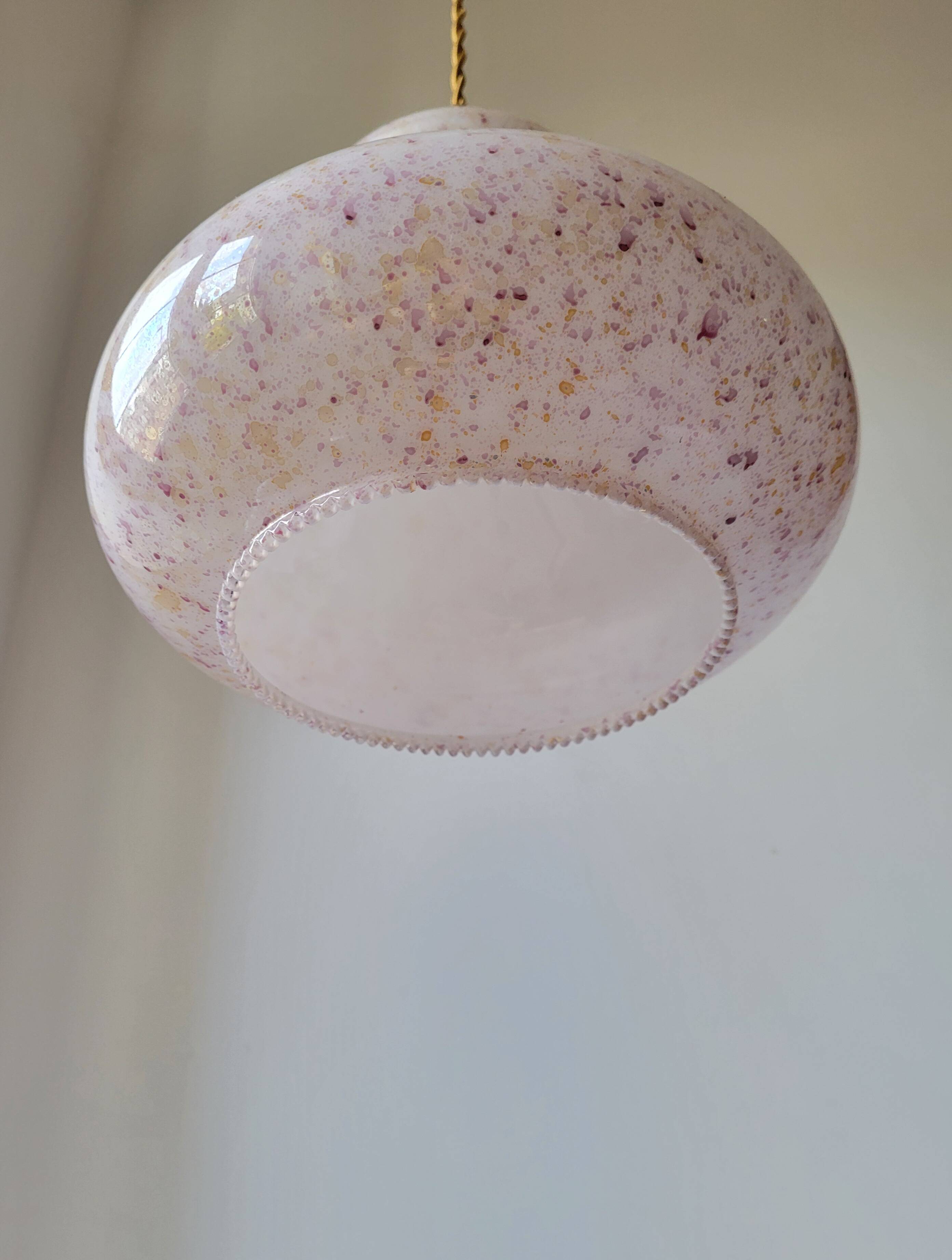 Suspension en opaline mouchetée