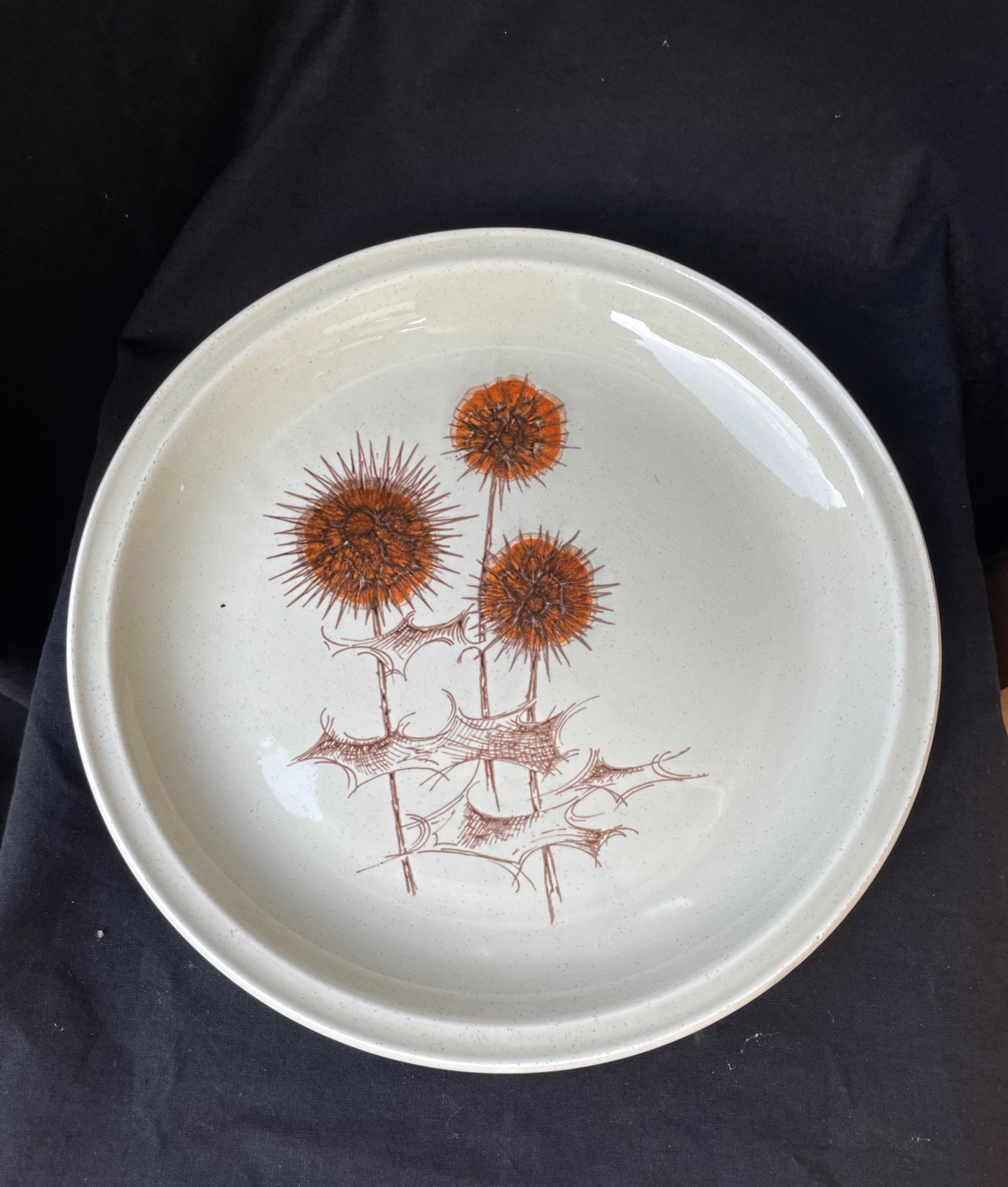 Assiette en faïence atelier d’art de Revernay