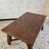 Pretty dining room table