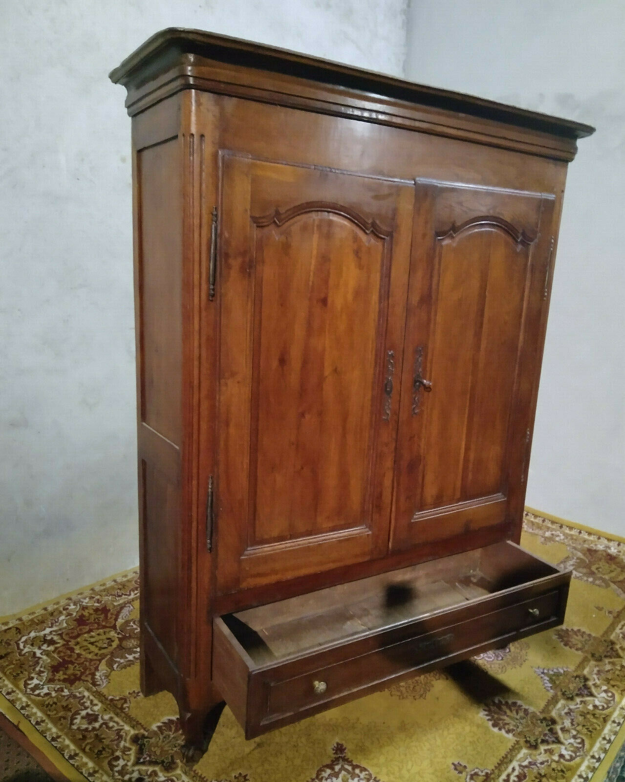 Louis XV oak cabinet