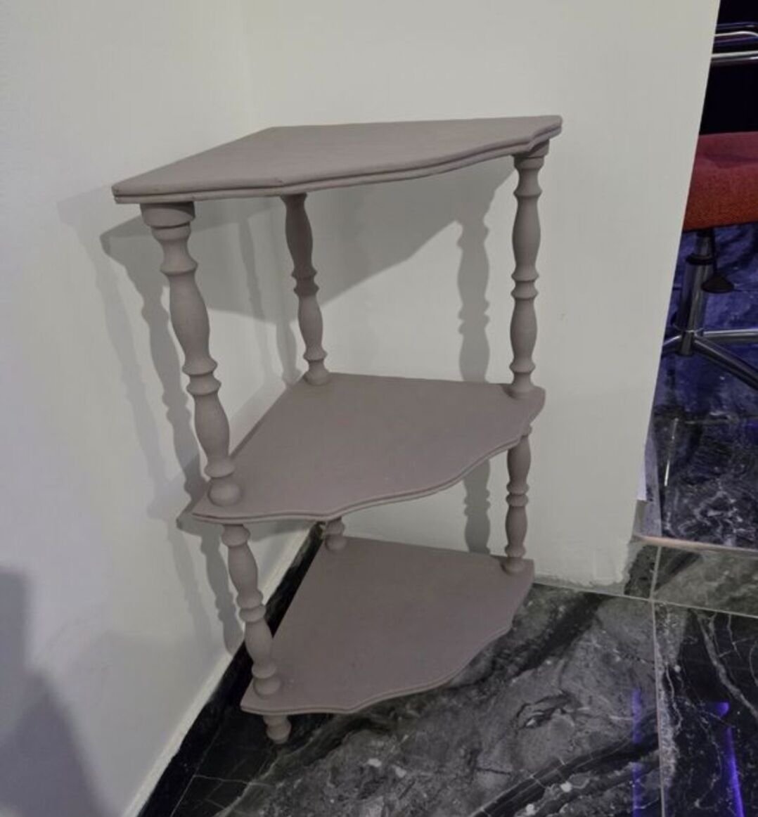 Vintage corner shelf, 3 levels, painted wood.