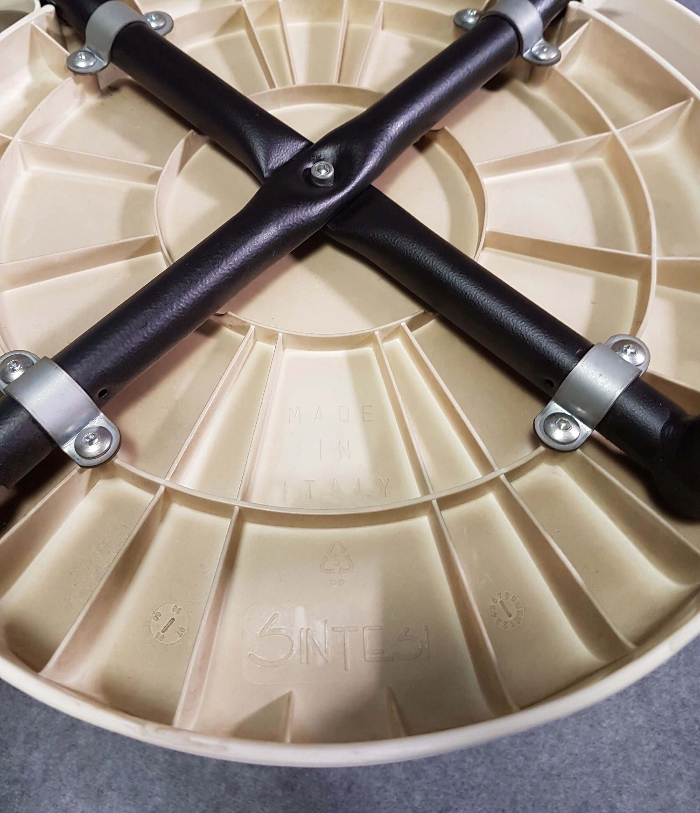 Set of 6 Sintesi Gogo chairs with wooden legs by Marcello Ziliani, 1990s