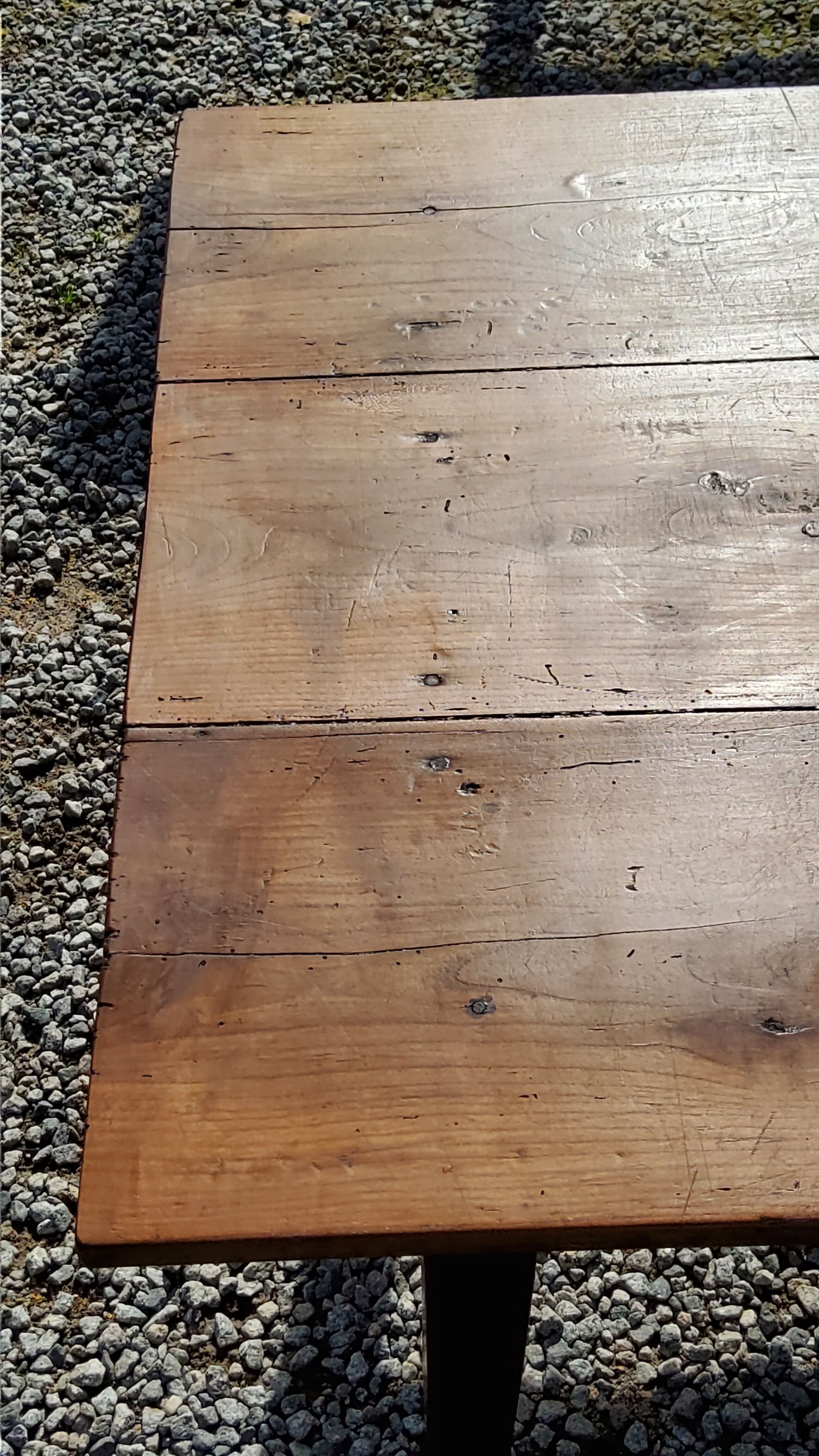 Table basse de ferme XIXième siècle plateau merisier piètement chêne 1 tiroir pieds fuseaux