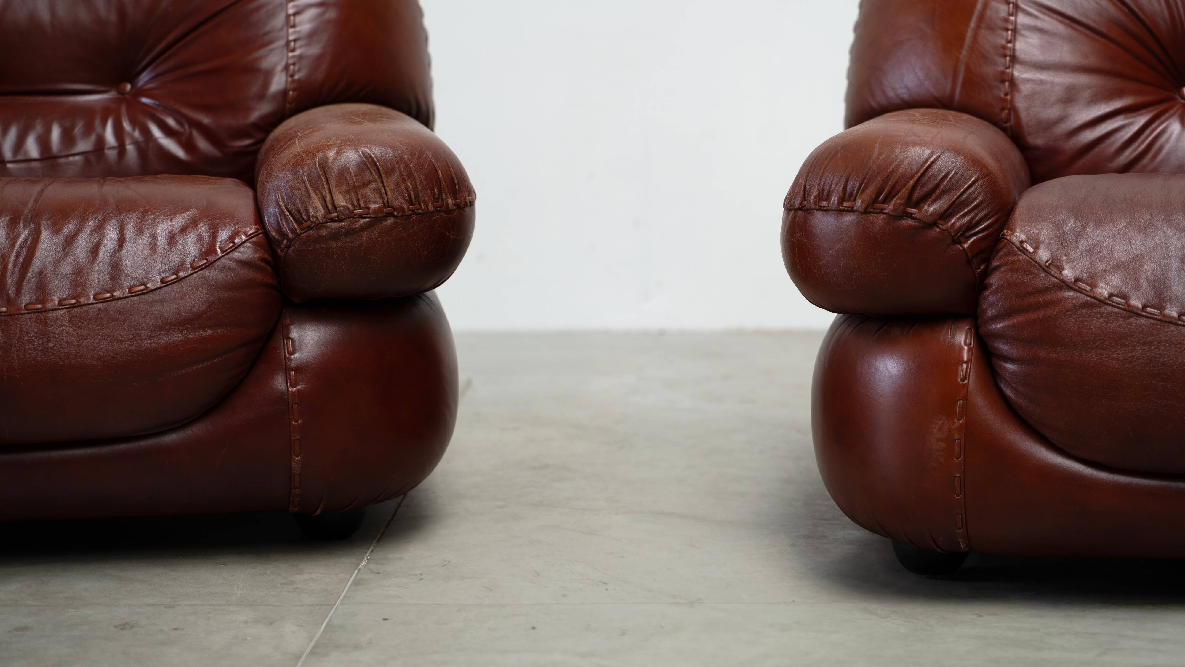 Ensemble de deux fauteuils lounge en cuir Sapporo par Mobil Girgi