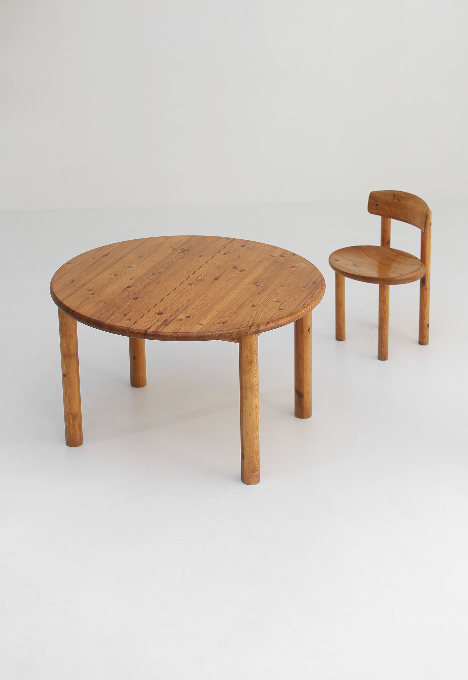 Round dining table designed by Rainer Daumiller, 1970s