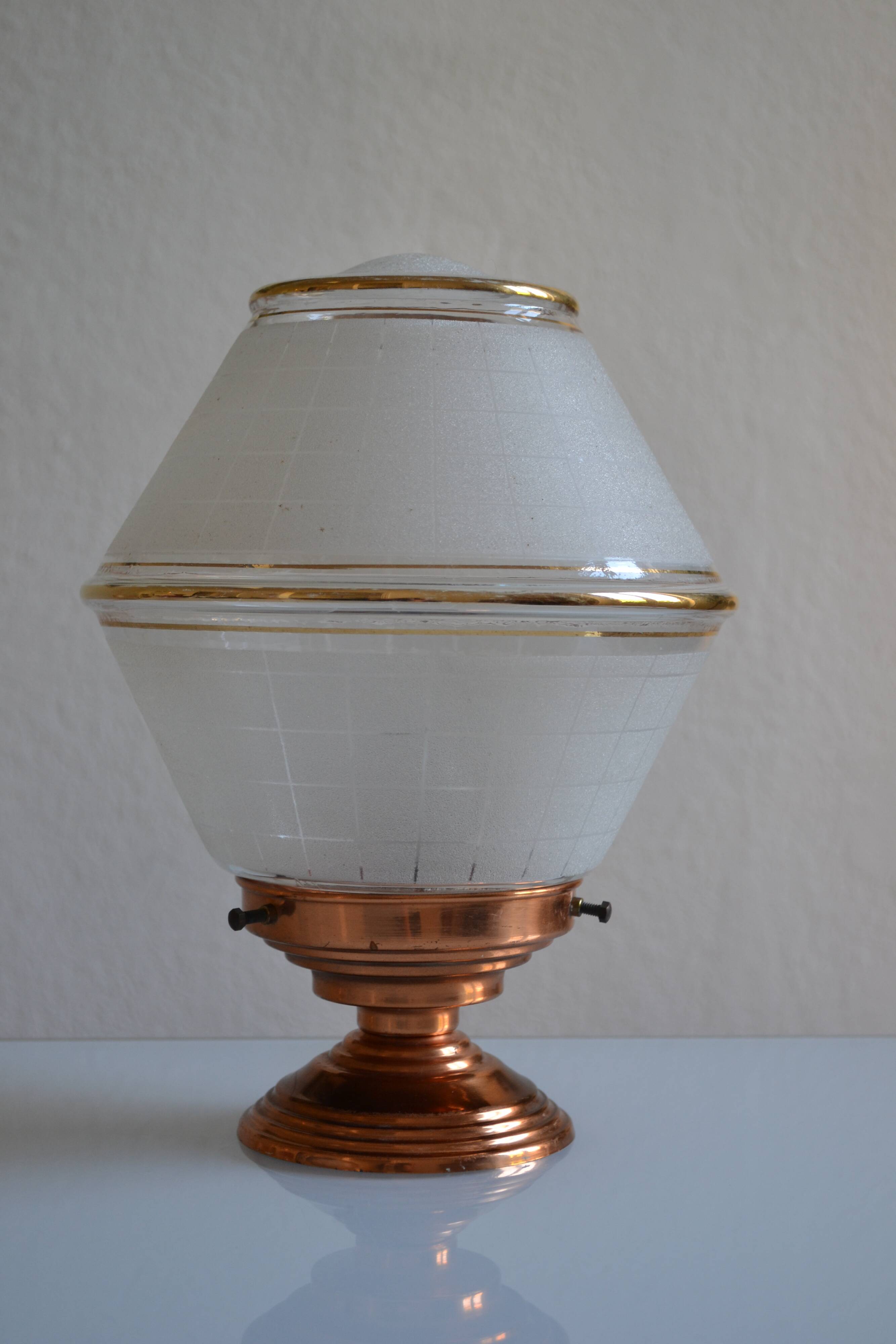 Art Deco table lamp with granite glass globe
