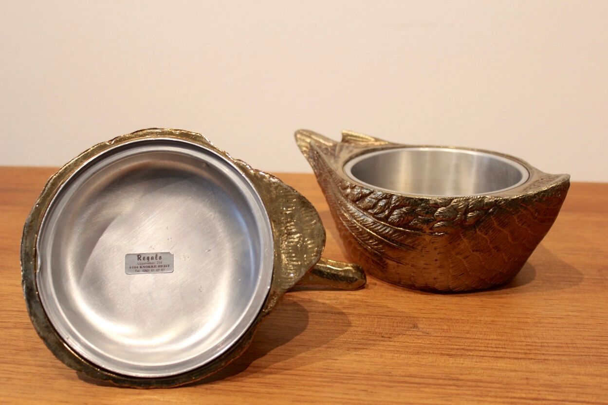 Ice bucket duck, Belgium 70