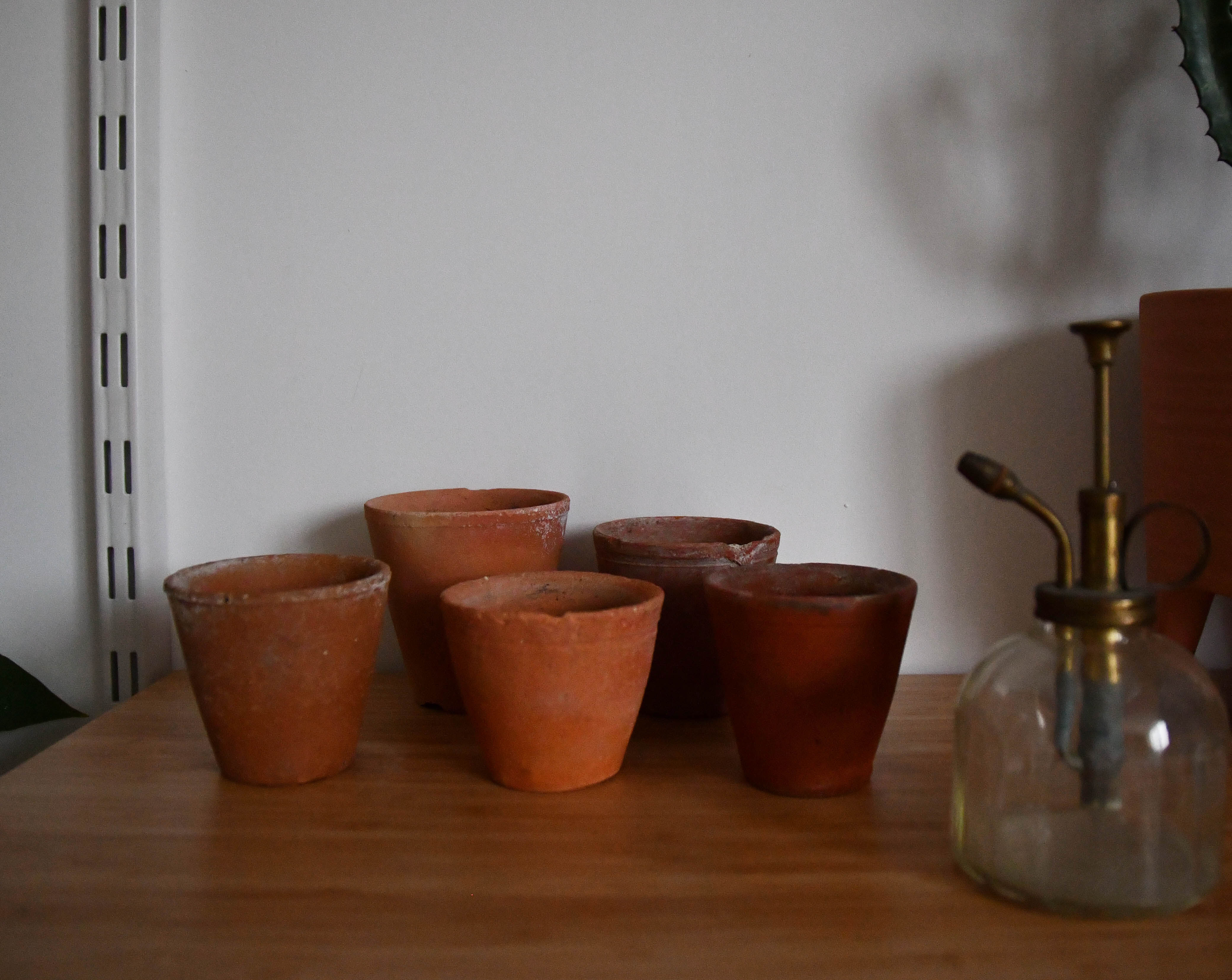 Pots en terre anciens
