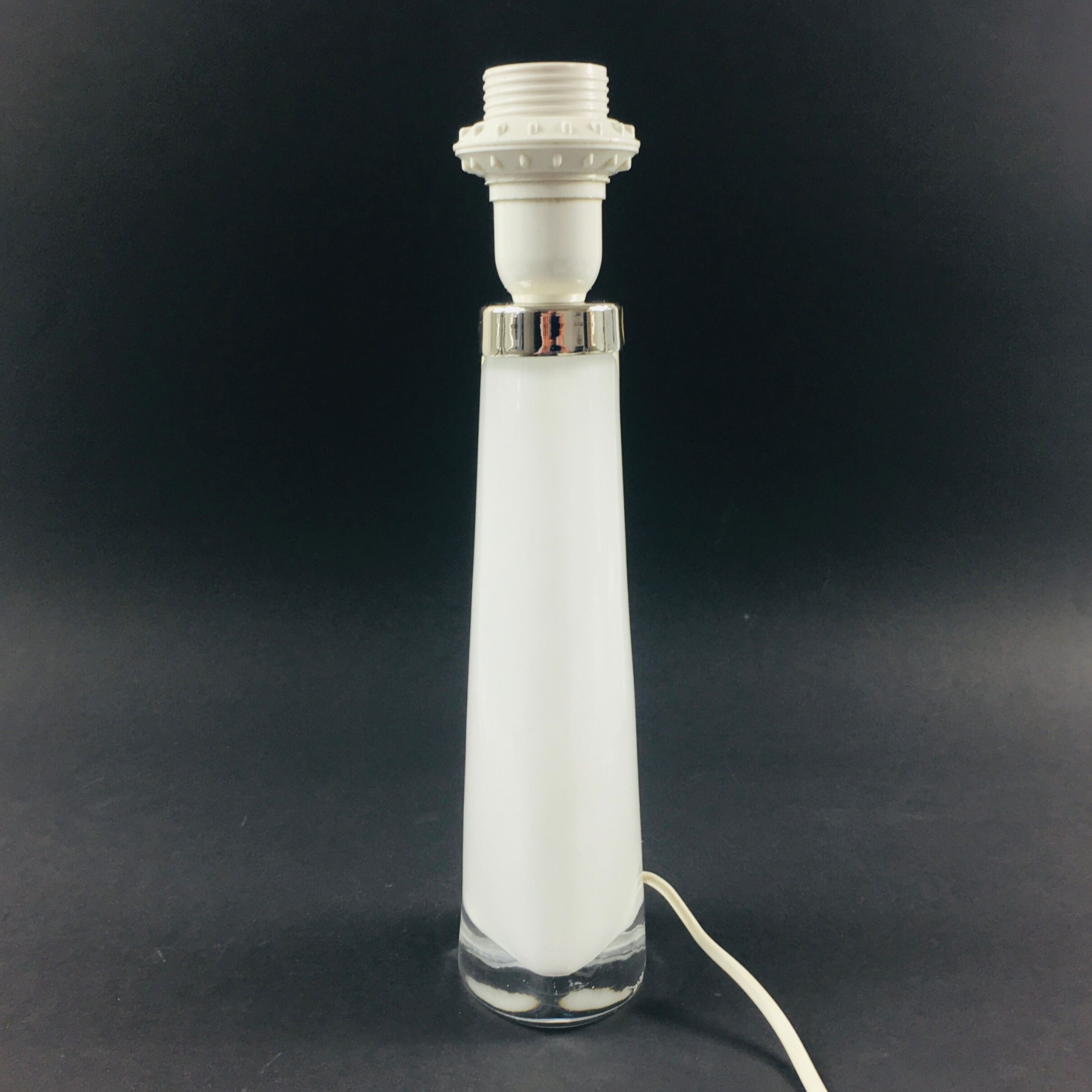Lampe de table modèle RD 1566 par Carl Fagerlund pour Orrefors, Suède, années 1960