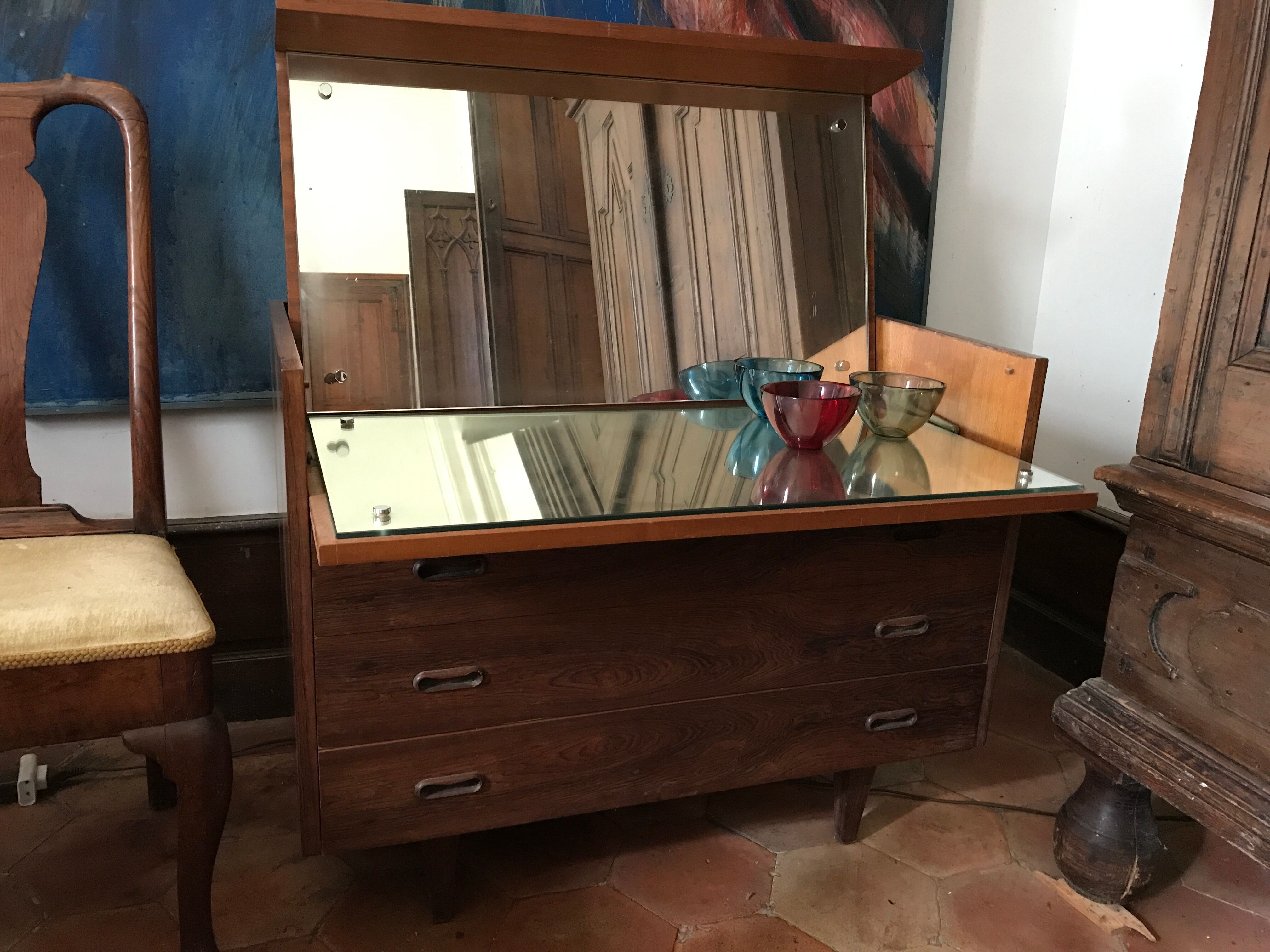 Folding commode with mirror, 60