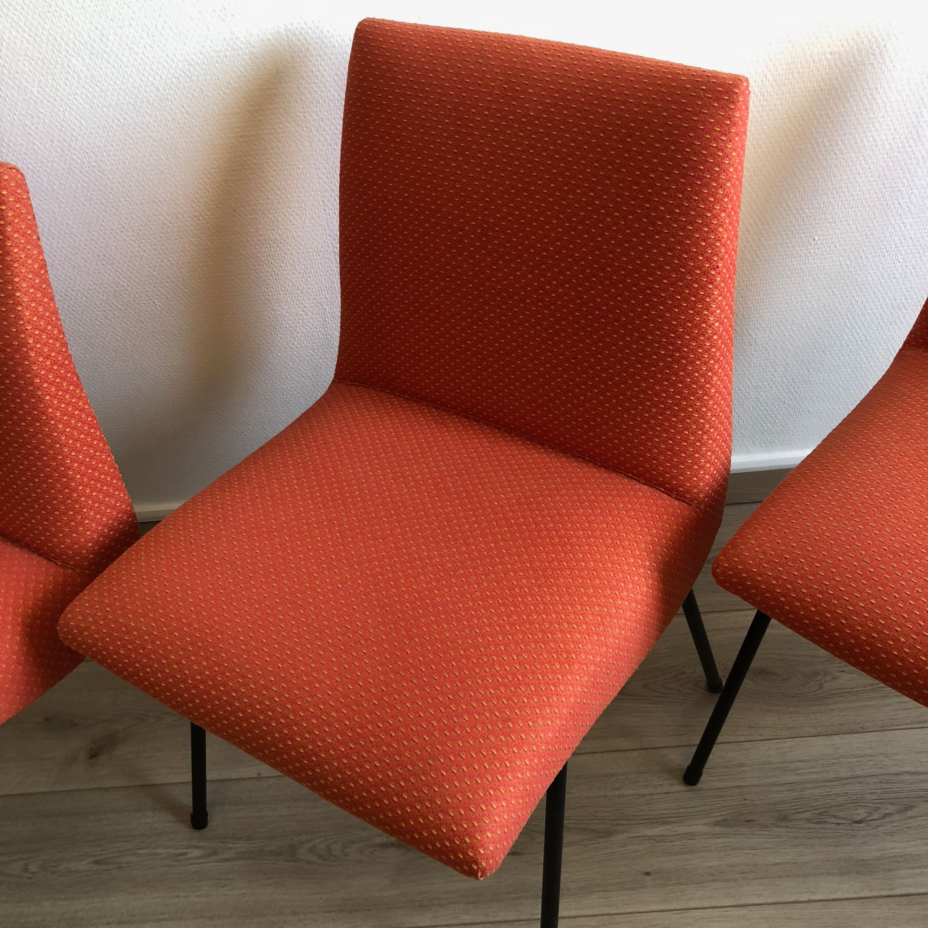 Suite 3 vintage chairs 1950 CM 145 Pierre Paulin