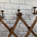 Accordion coat rack