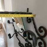 Twisted wrought iron wall-mounted coat rack