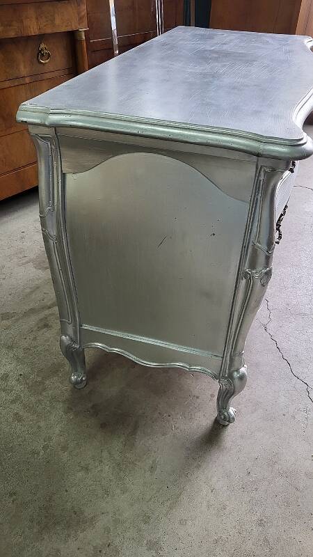Commode style louis XV argente 3 tiroirs