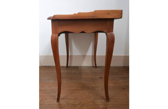 Louis XV style natural wood desk table
