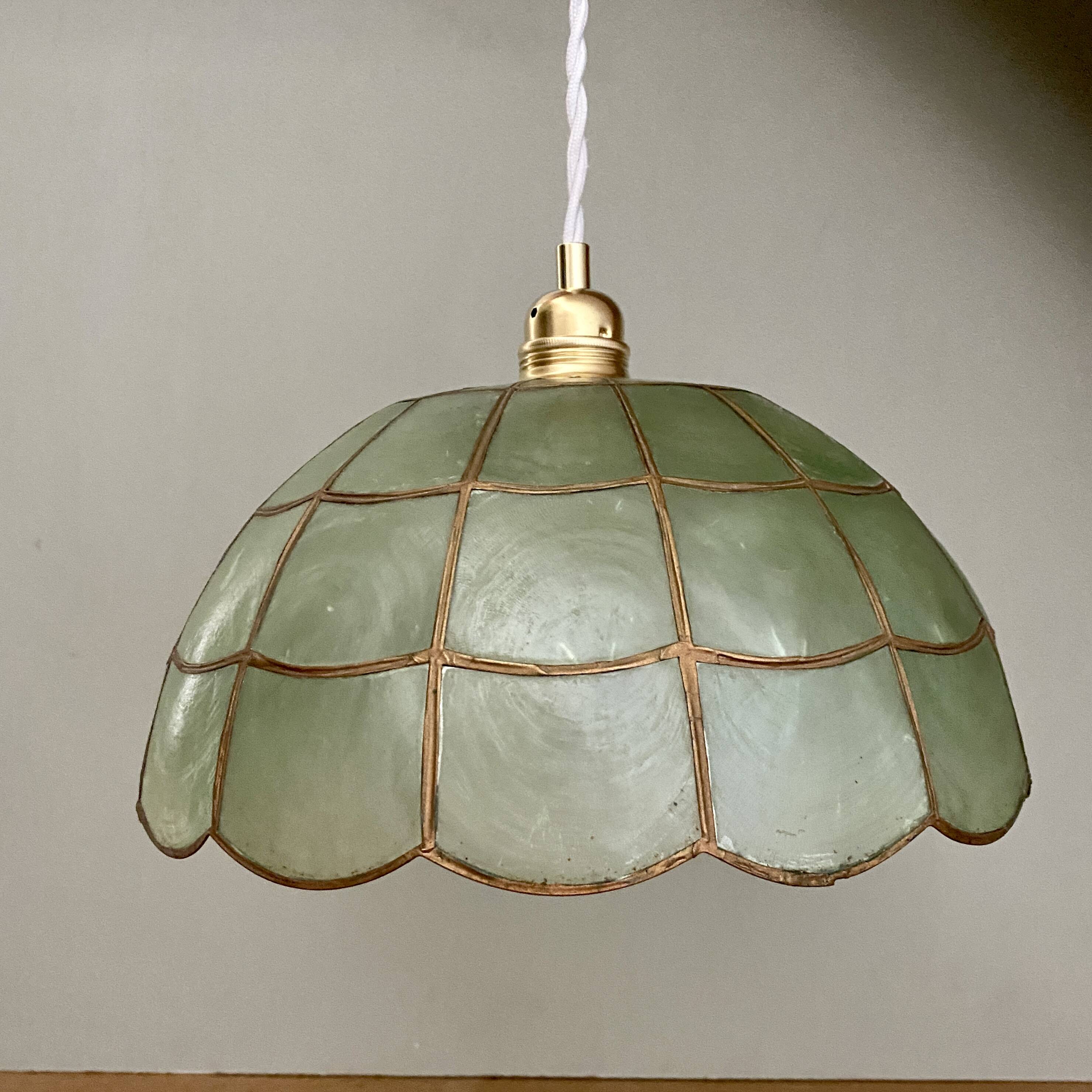 Suspension abat-jour vintage en nacre verte